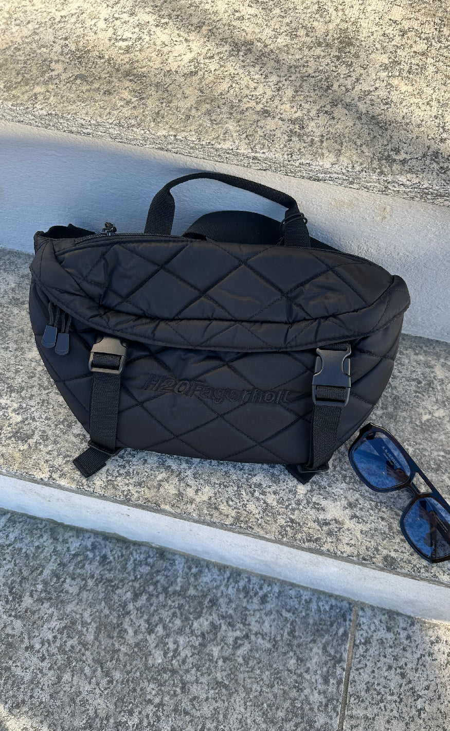 H2O Fagerholt Taske - Close Market - Black