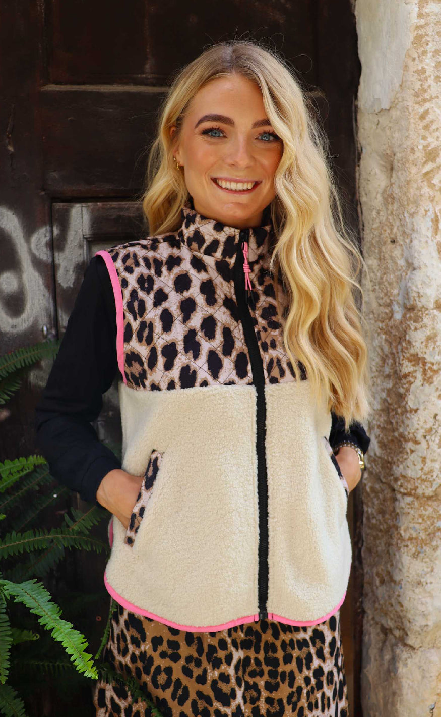 Liberte Vest - Teddy - Big Lux Leo