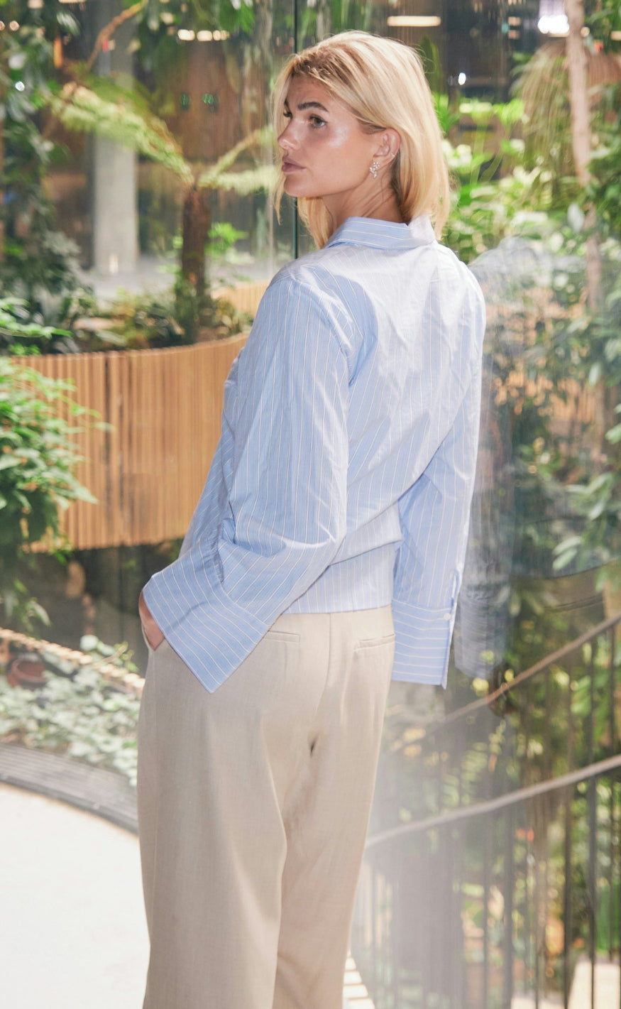 Neo Noir Skjorte - Rosa Stripe - Light Blue