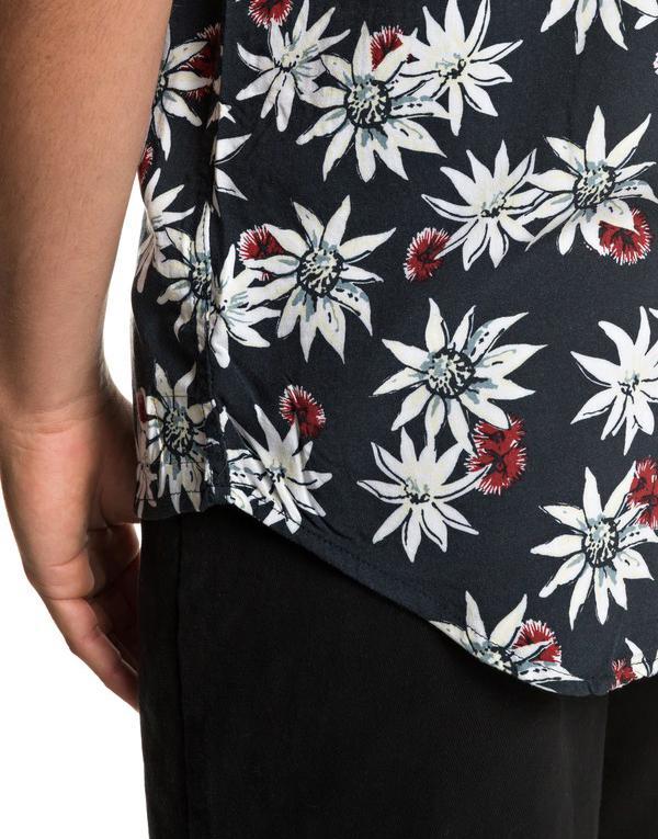 Quicksilver Fluid Geometric S/S Shirt