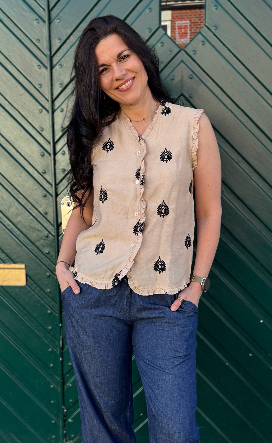 Say INA Copenhagen Top - Melania - Beige w. Black Embroidery