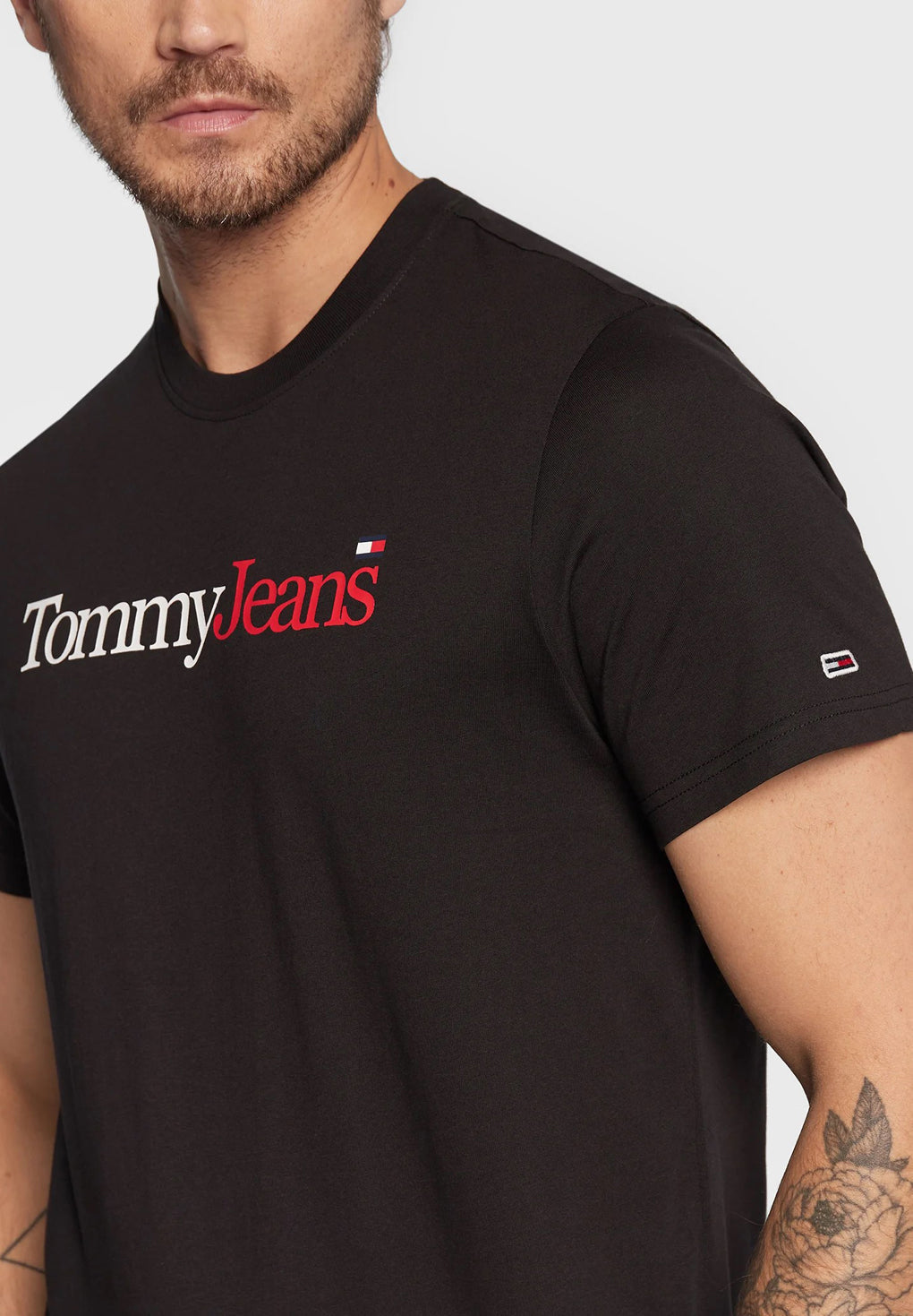 Tommy Hilfiger TJM Essential Multi Logo T-shirt