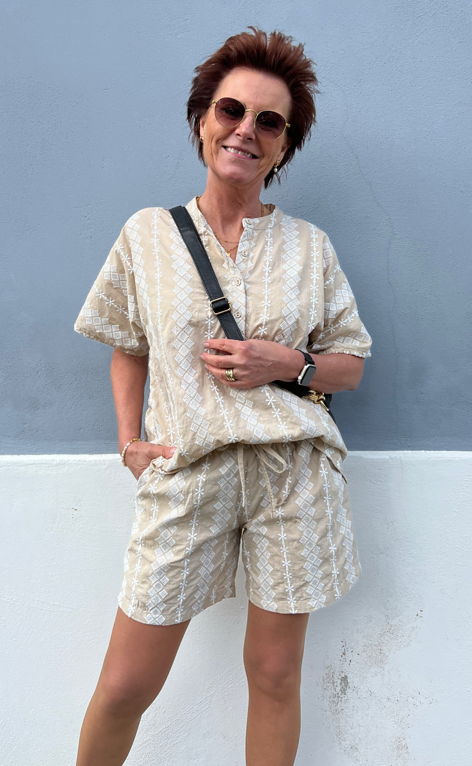 say-ina-copenhagen-shorts-erica-camel-white-embroidery_2.jpg Say INA Copenhagen Shorts - Erica - Camel/White Embroidery