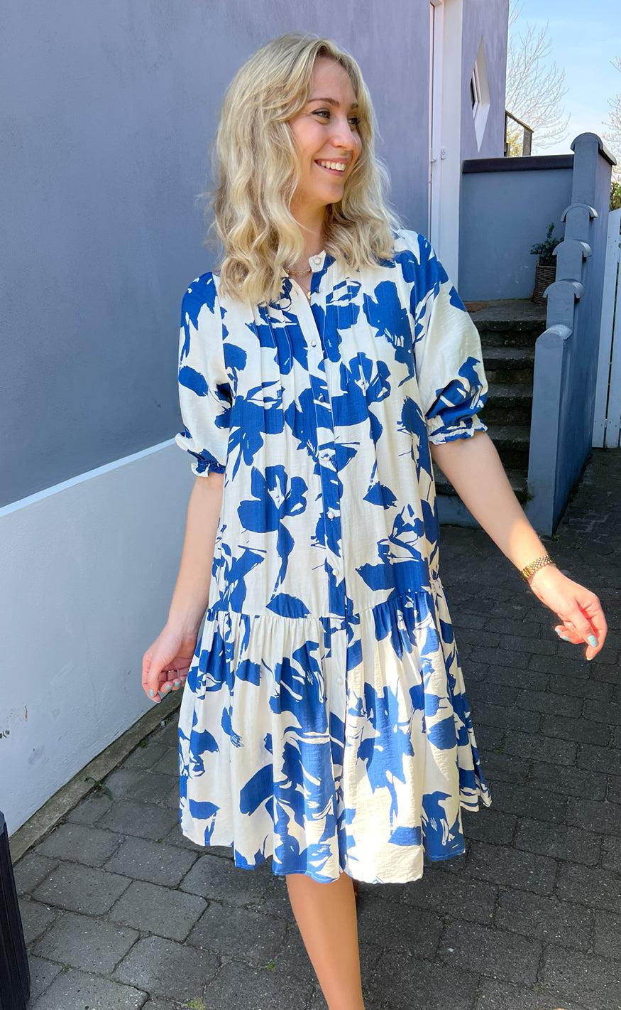 Say INA Copenhagen Kjole - Anja - White / Blue Flower