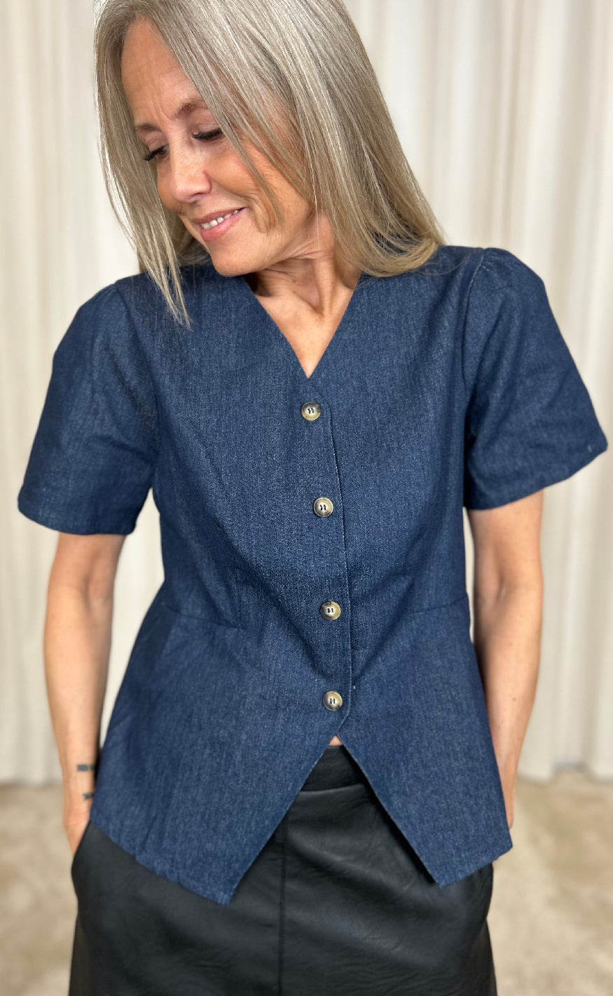 Say INA Copenhagen Bluse - Venja - Dark Blue Denim