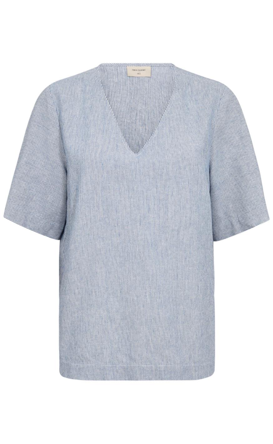 Freequent Bluse - Lava - Off White w. Nebulas Blue