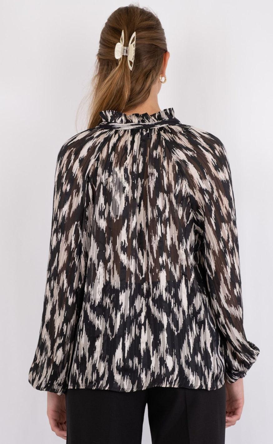 Neo Noir Blouse - Cobie Cheer Vibe - Black