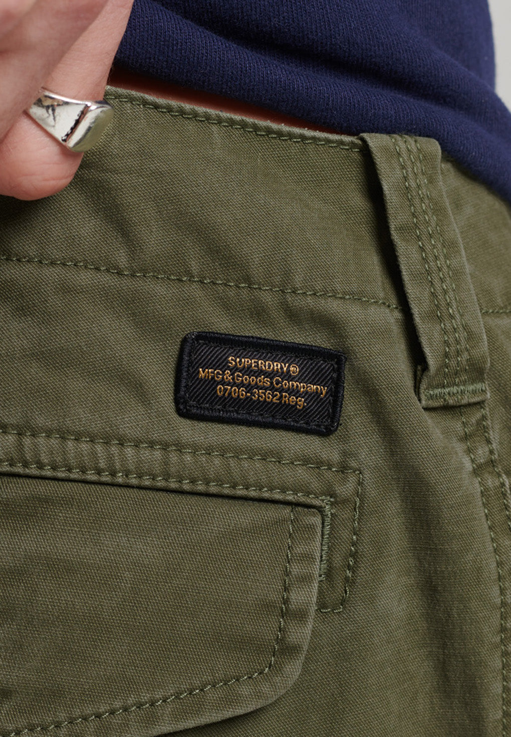 Superdry Core Cargo Shorts på udsalg