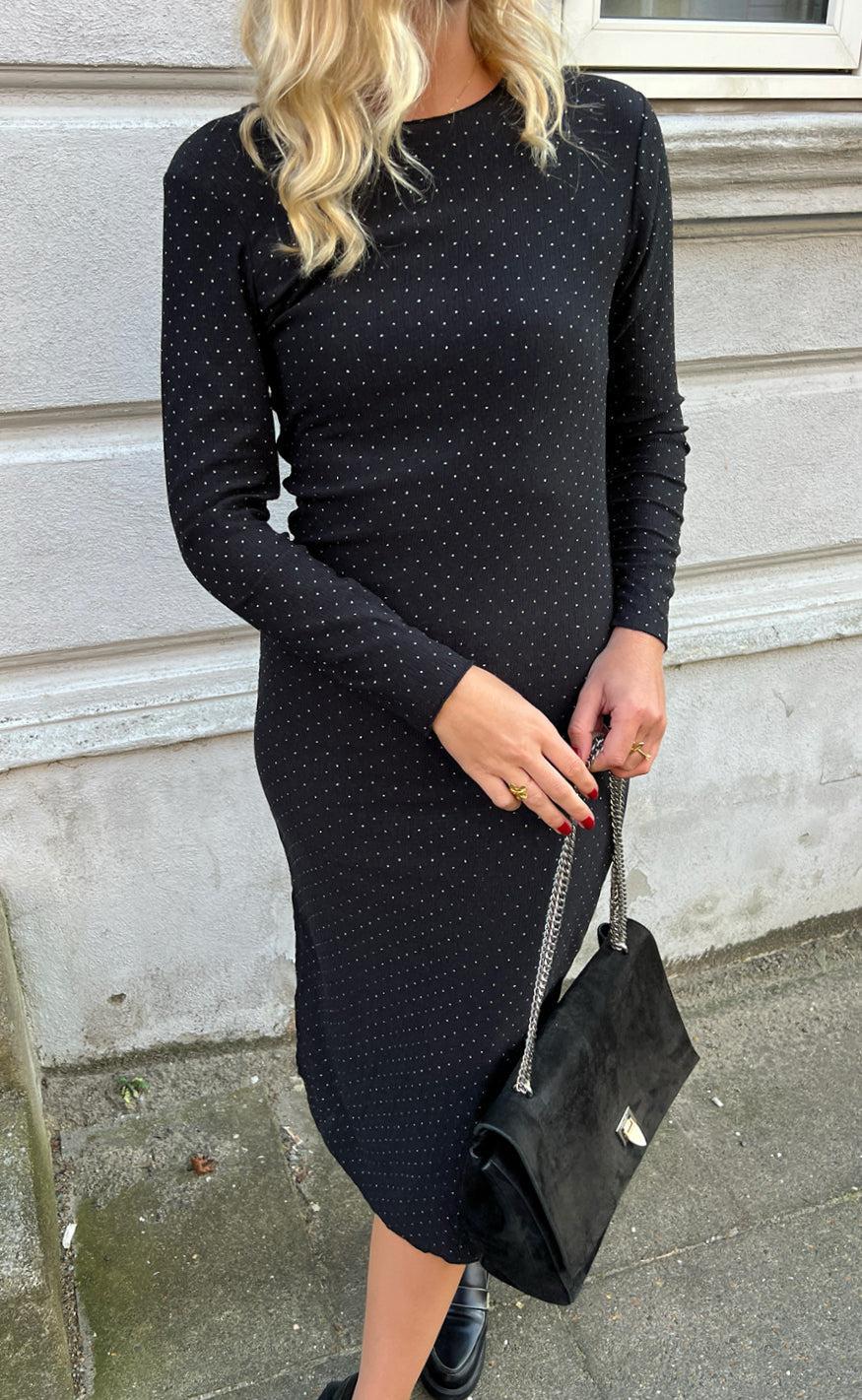 Say INA Copenhagen Kjole - Anita - Black With Silver Dots