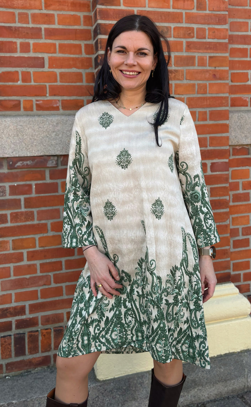 Say INA Copenhagen Kjole - Arianna - Green Paisley