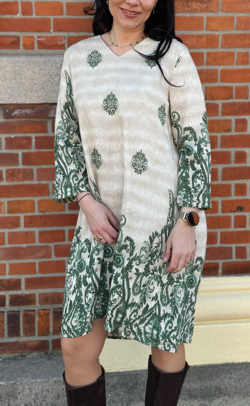 Say INA Copenhagen Kjole - Arianna - Green Paisley