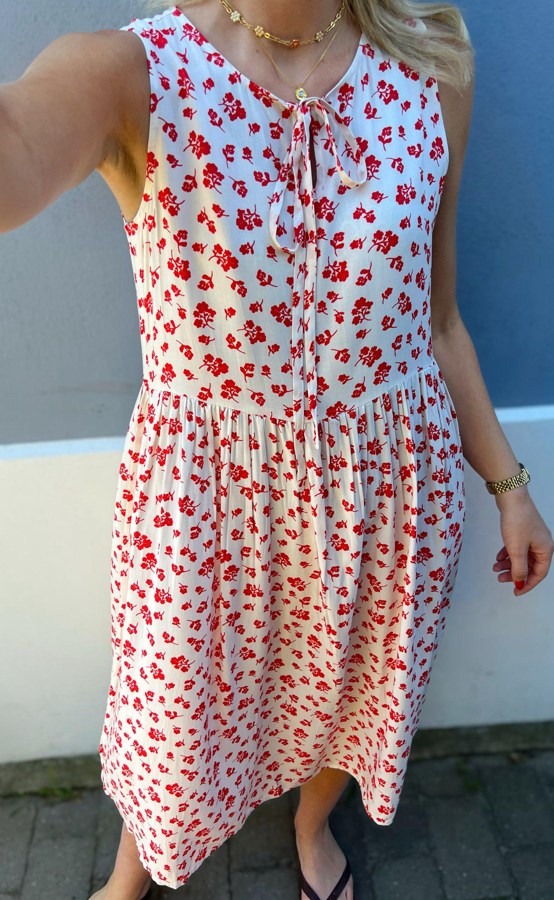 Say INA Copenhagen Kjole - Heidi - White/Red Flowers