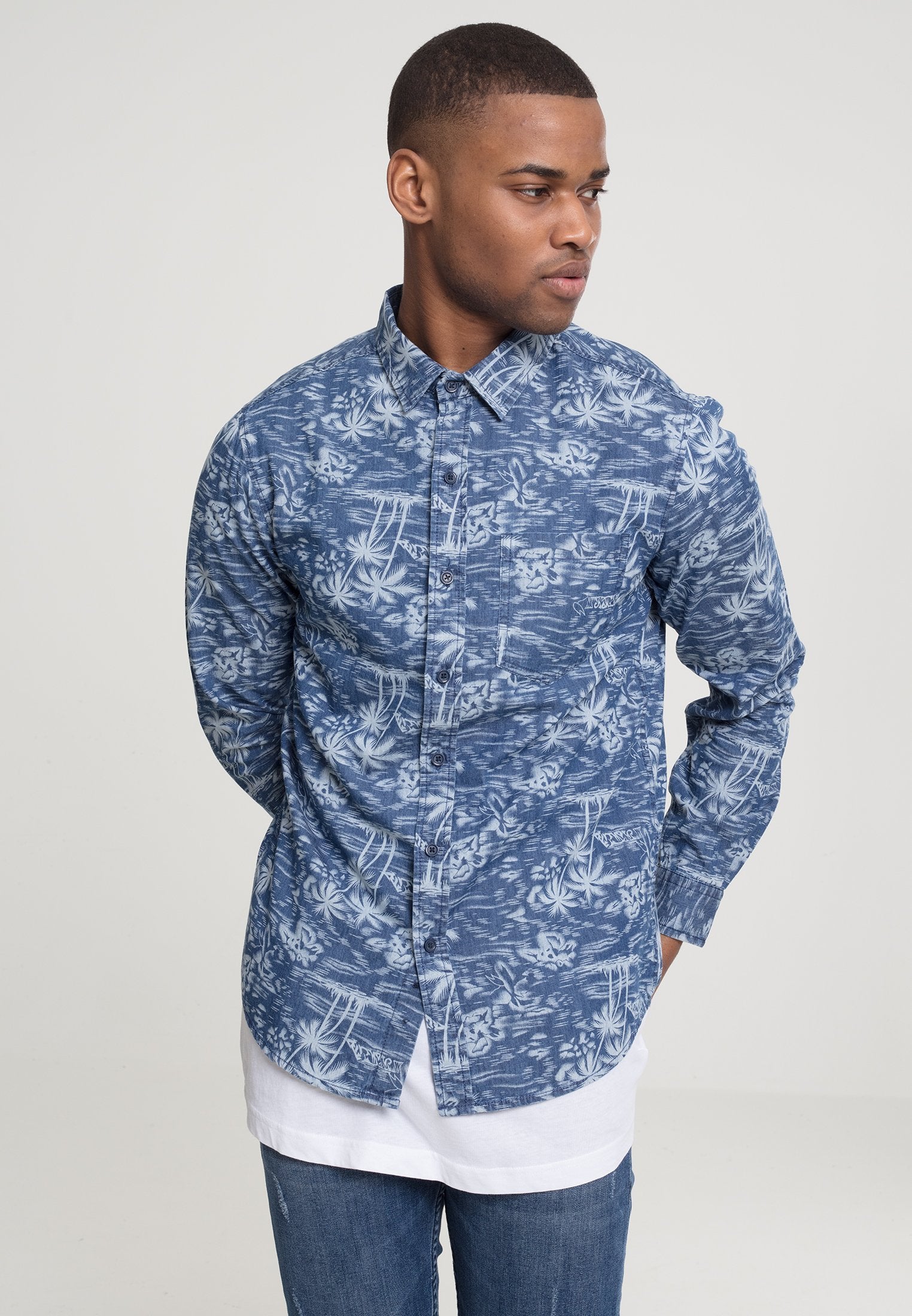 Urban Classics Printed Palm Shirt