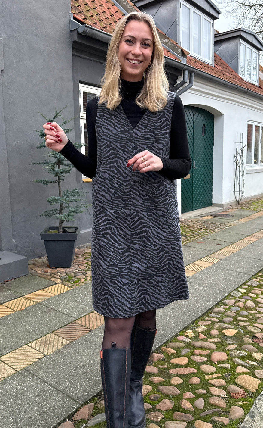Say INA Copenhagen Kjole - Ania Spencer - Zebra