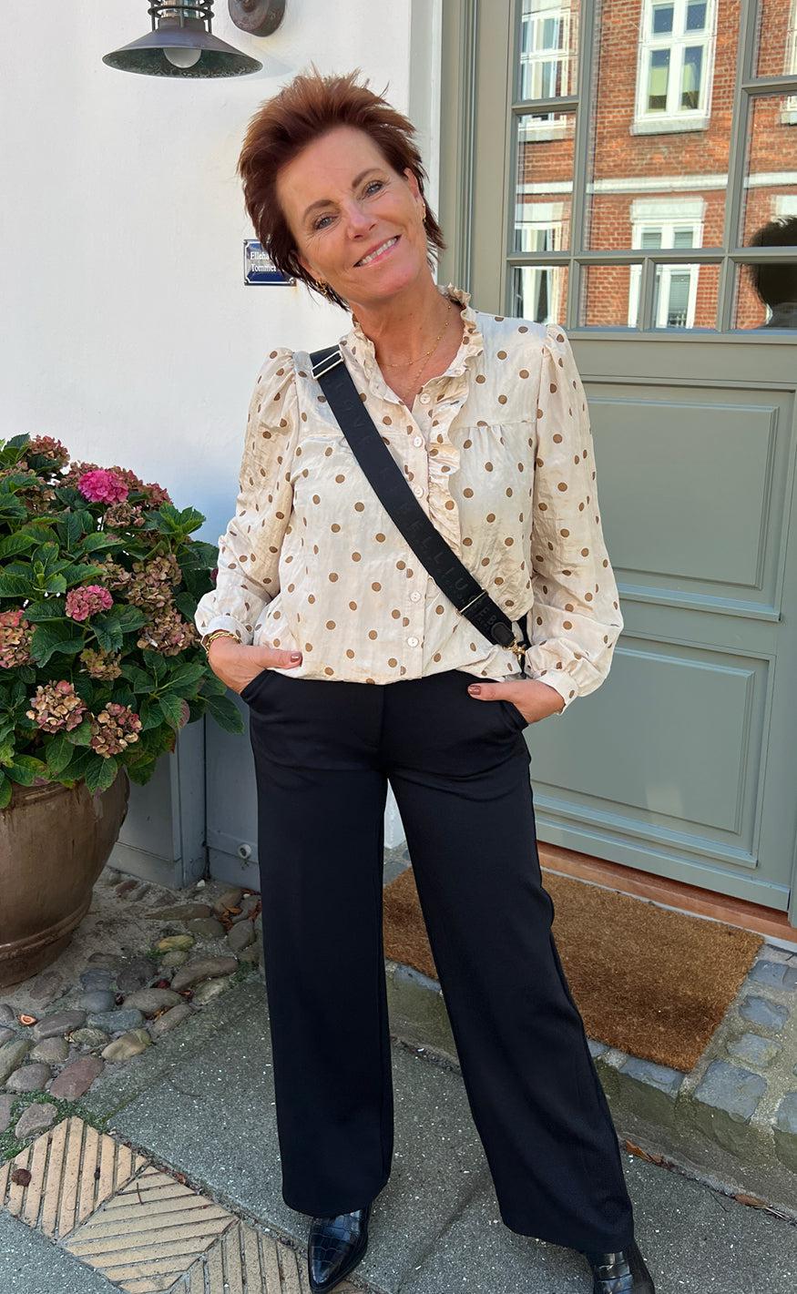 Say INA Copenhagen Skjorte - Kesha - Beige / Brown Dots Levere