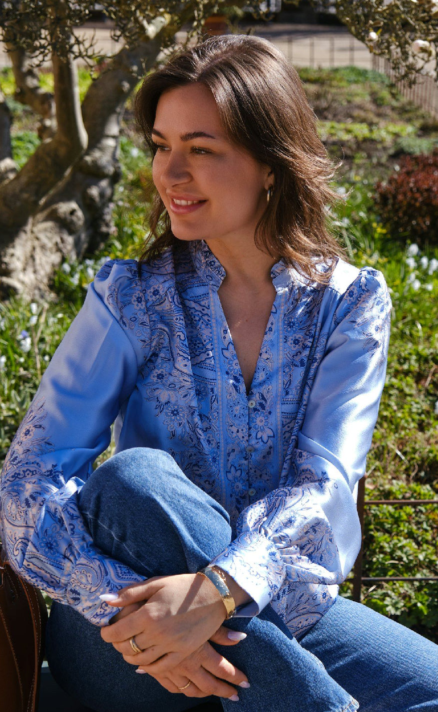 Neo Noir Bluse - Massima Paisley Border - Light Blue Udsalg