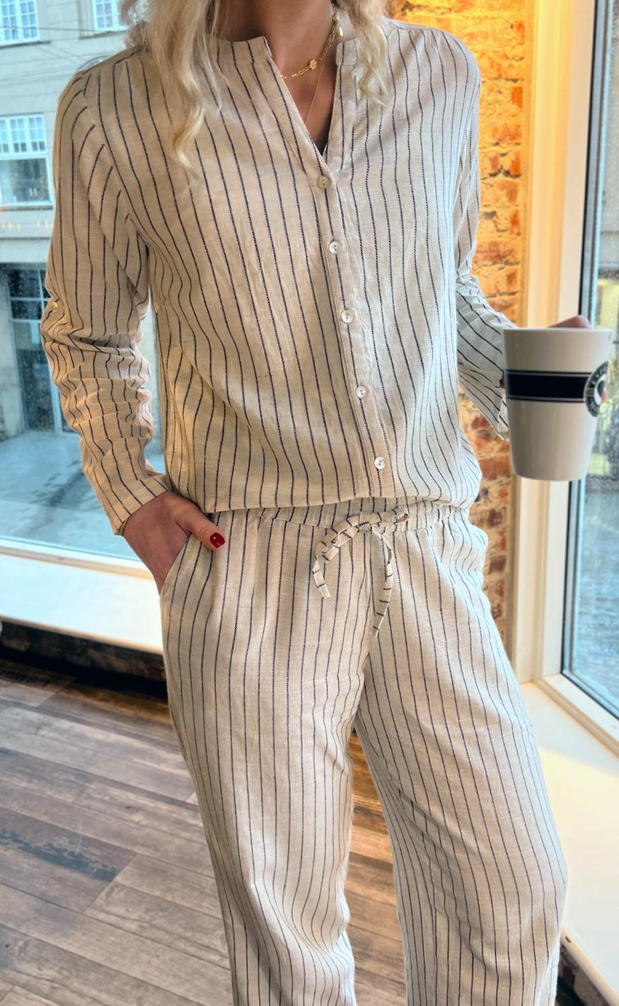 Say INA Copenhagen Skjorte - Juliana Linen - Off White / Black Striped Online
