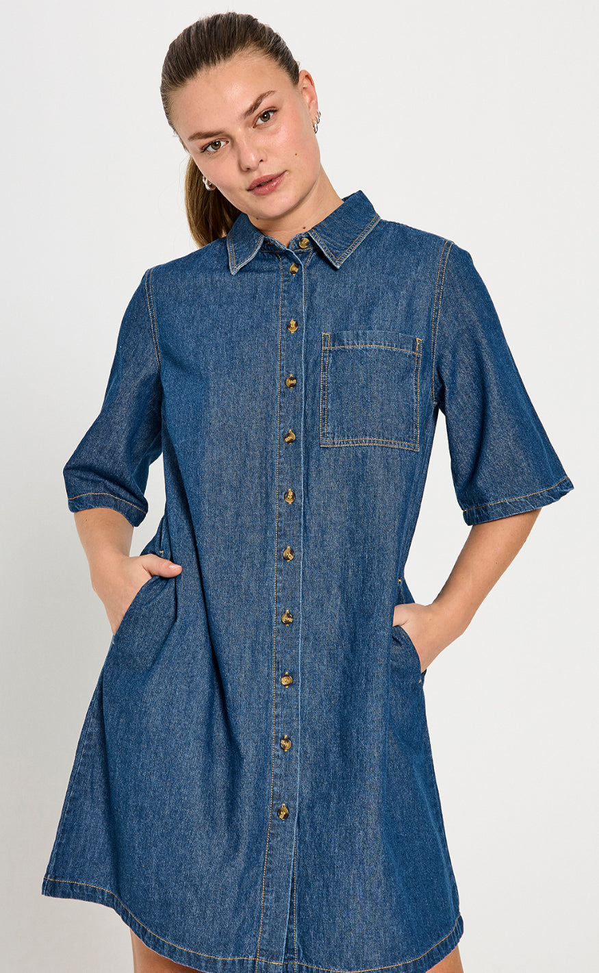 Freequent Kjole - Lisea - Medium Blue Denim Online salg