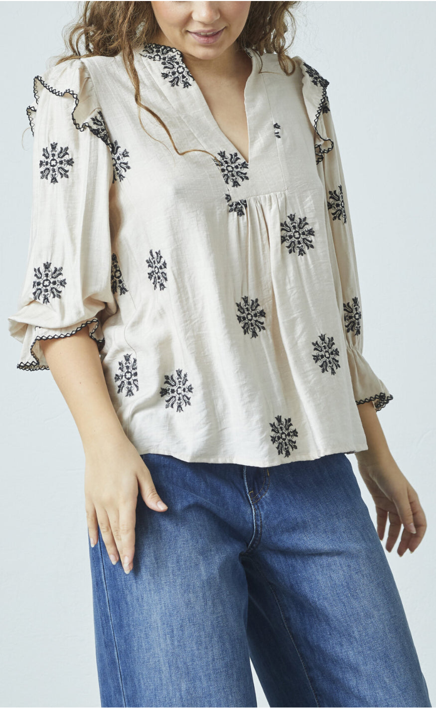 Love & Divine Skjorte - Love1347 - Bamboo/Black Flower Online Hot Salg