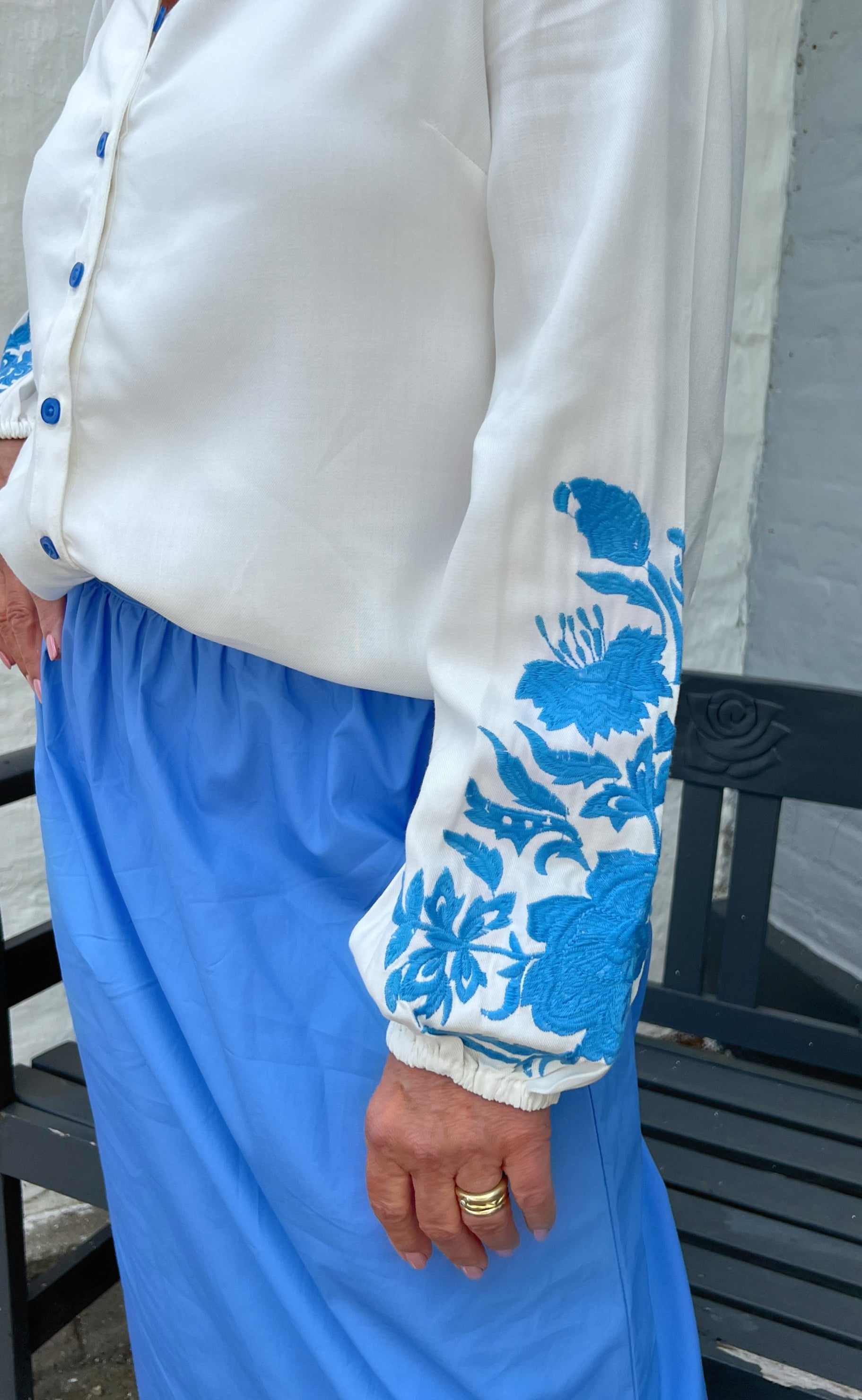 Say INA Copenhagen Bluse - Molly - Off White w. Blue