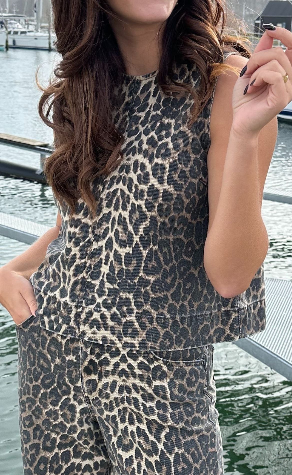 global-funk-top-rihne-g-leopard-mist_0.jpg Global Funk Top - Rihne-G - Leopard Mist