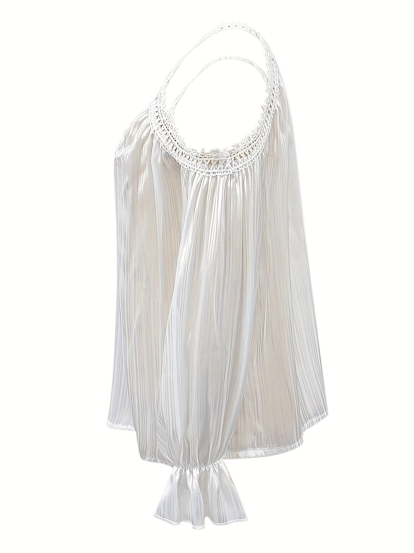 Draperet bluse med blondekant