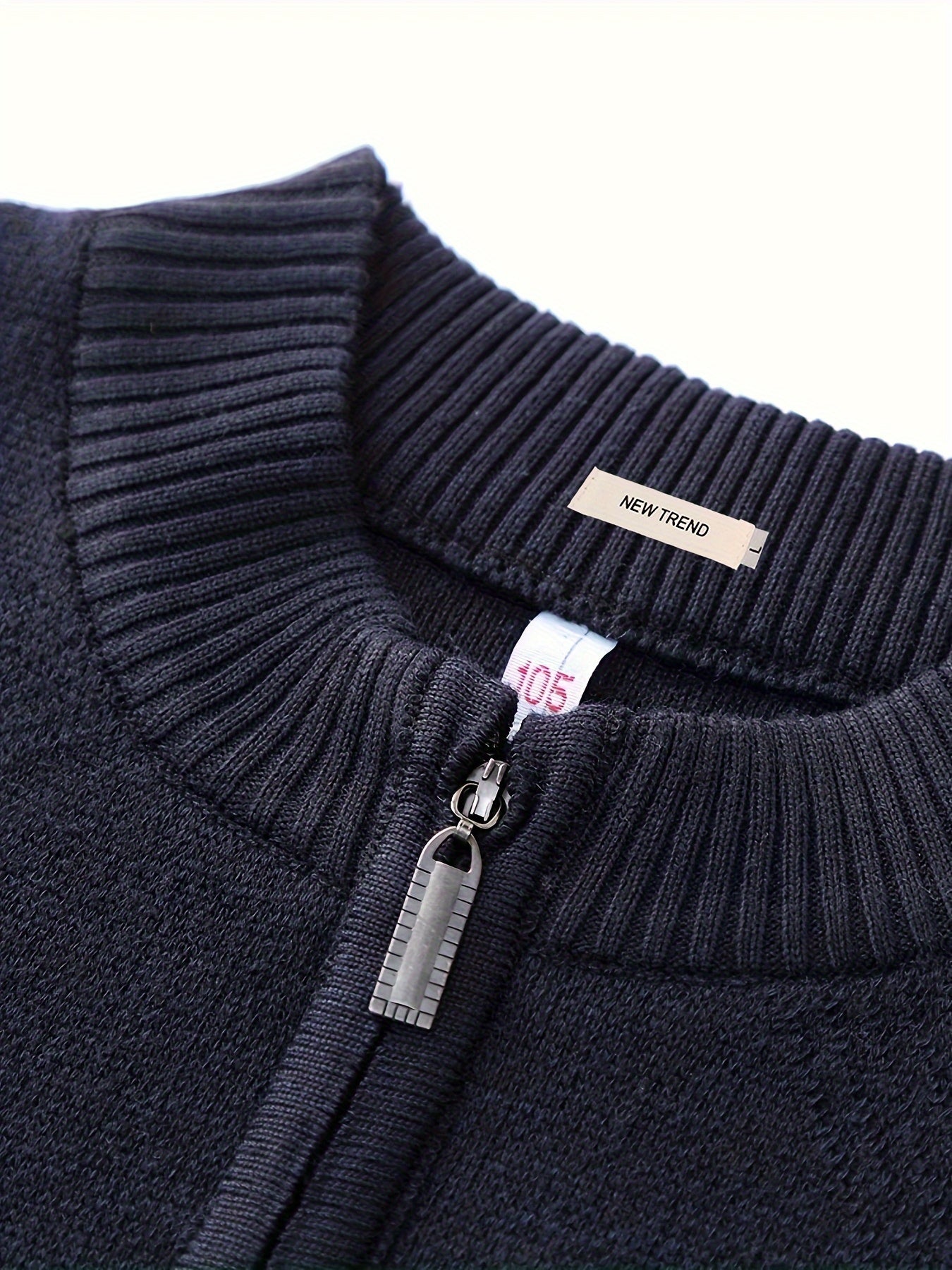 Løs strikket sweater