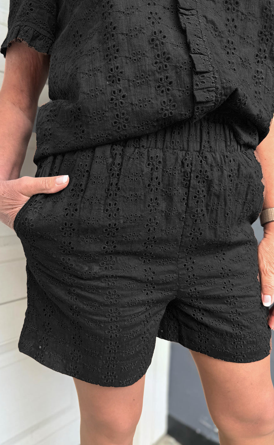Say INA Copenhagen Shorts - Catja - Black Broderie Anglaise
