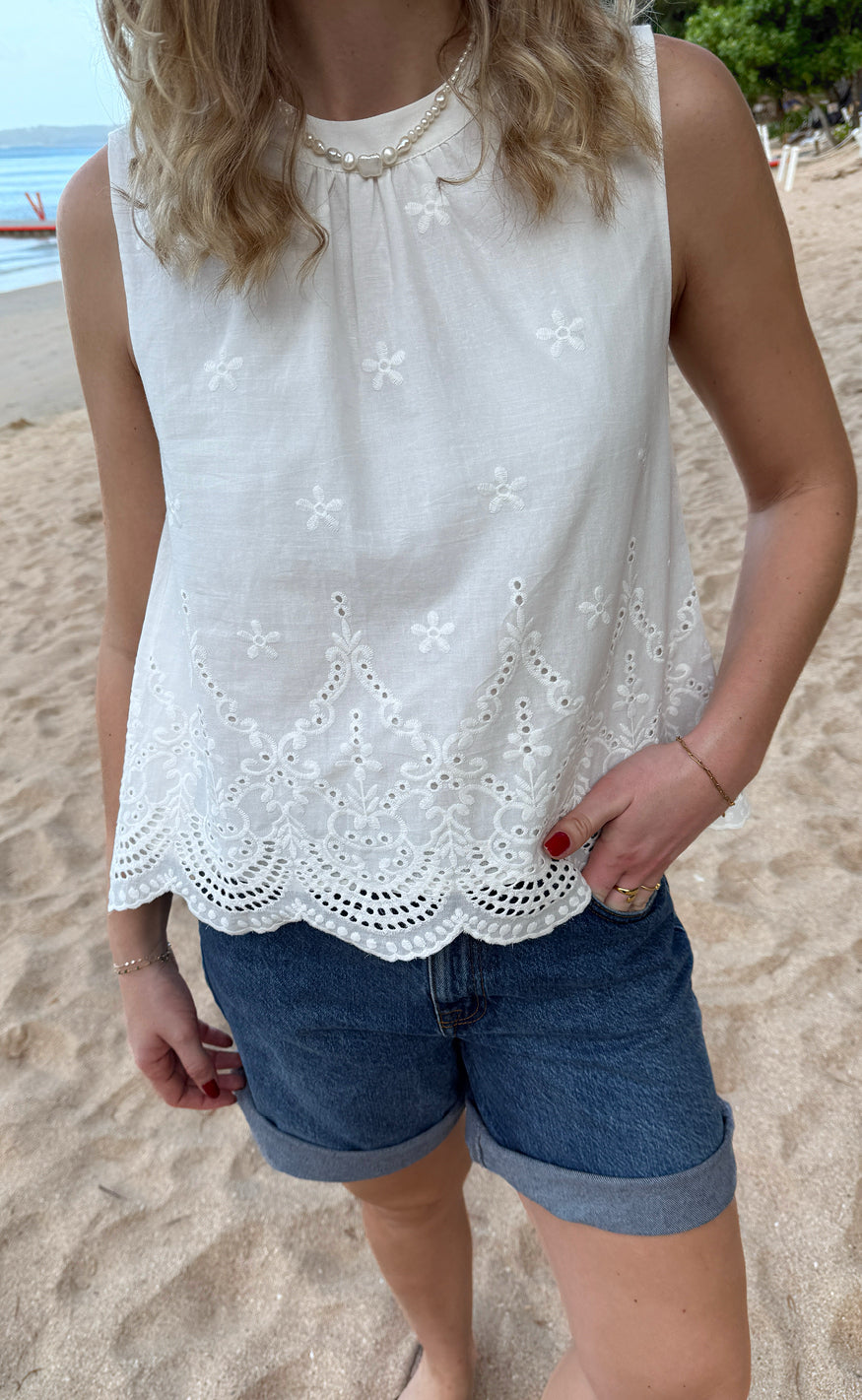 Say INA Copenhagen Top - Silja - White Broderie Anglaise