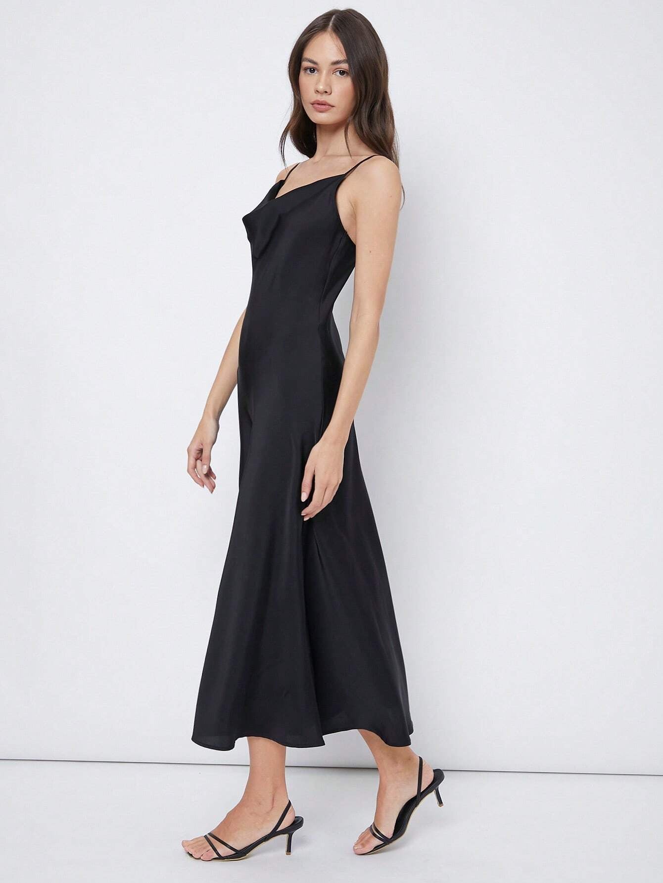 Casual satin maxi kjole