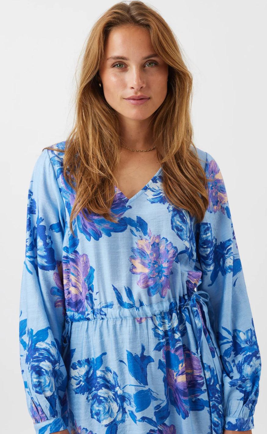 Moves Kjole - Galant - Placid Blue Levere
