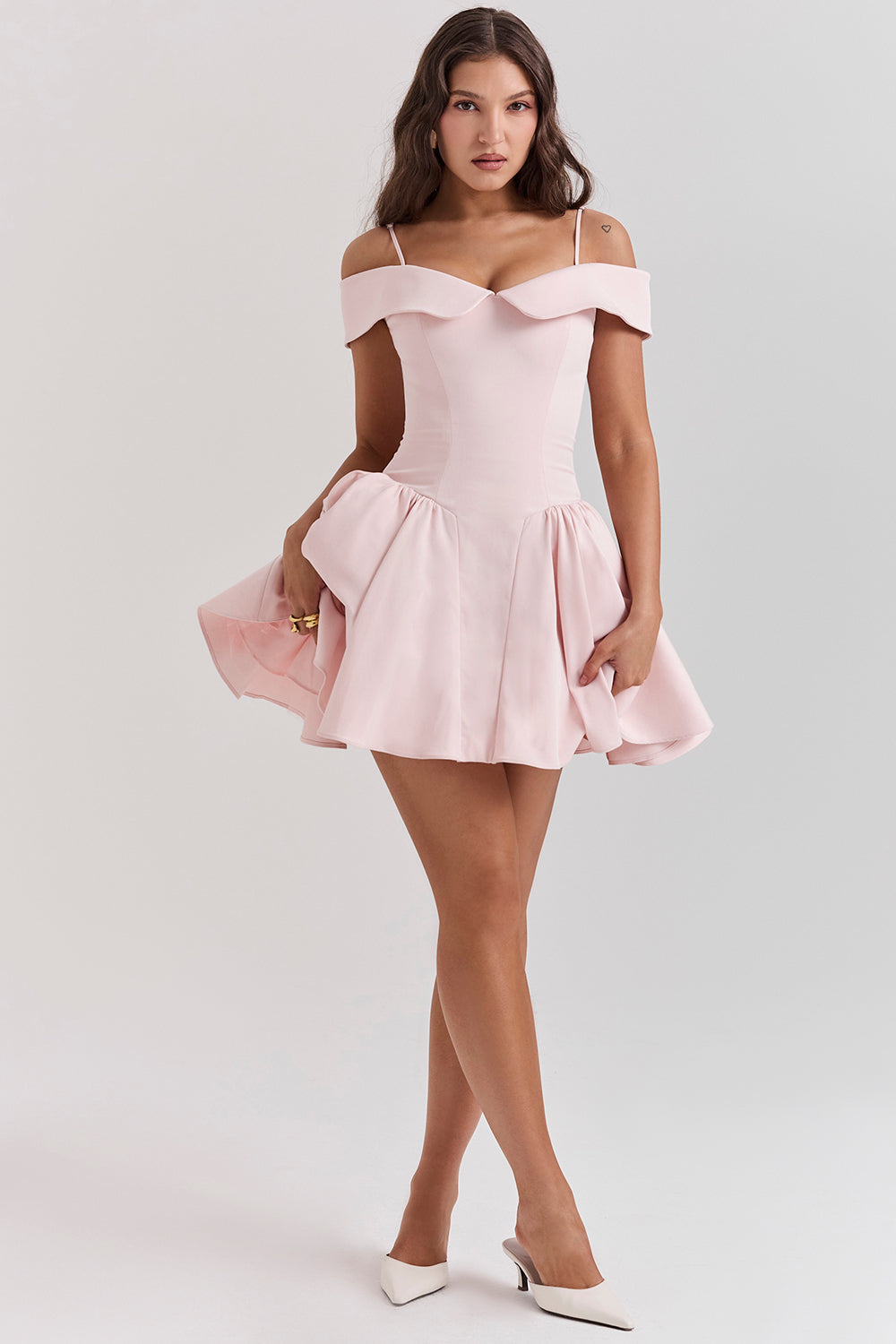 Off shoulder minikjole