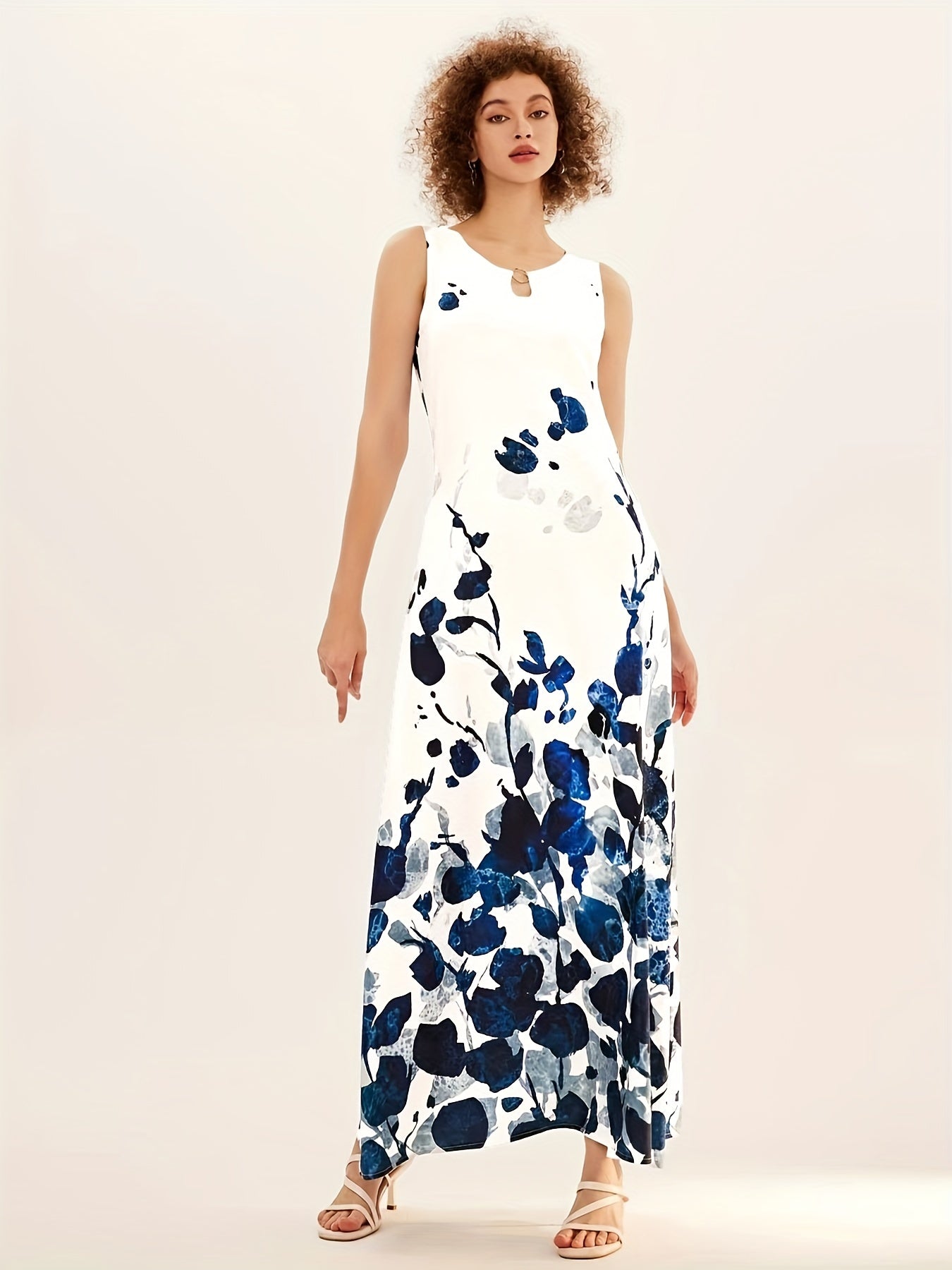 Nøglehulskjole med blomsterprint