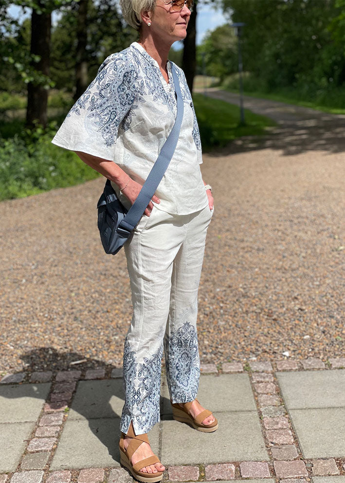 Gustav Anika blouse 53628 White w. Blue Print