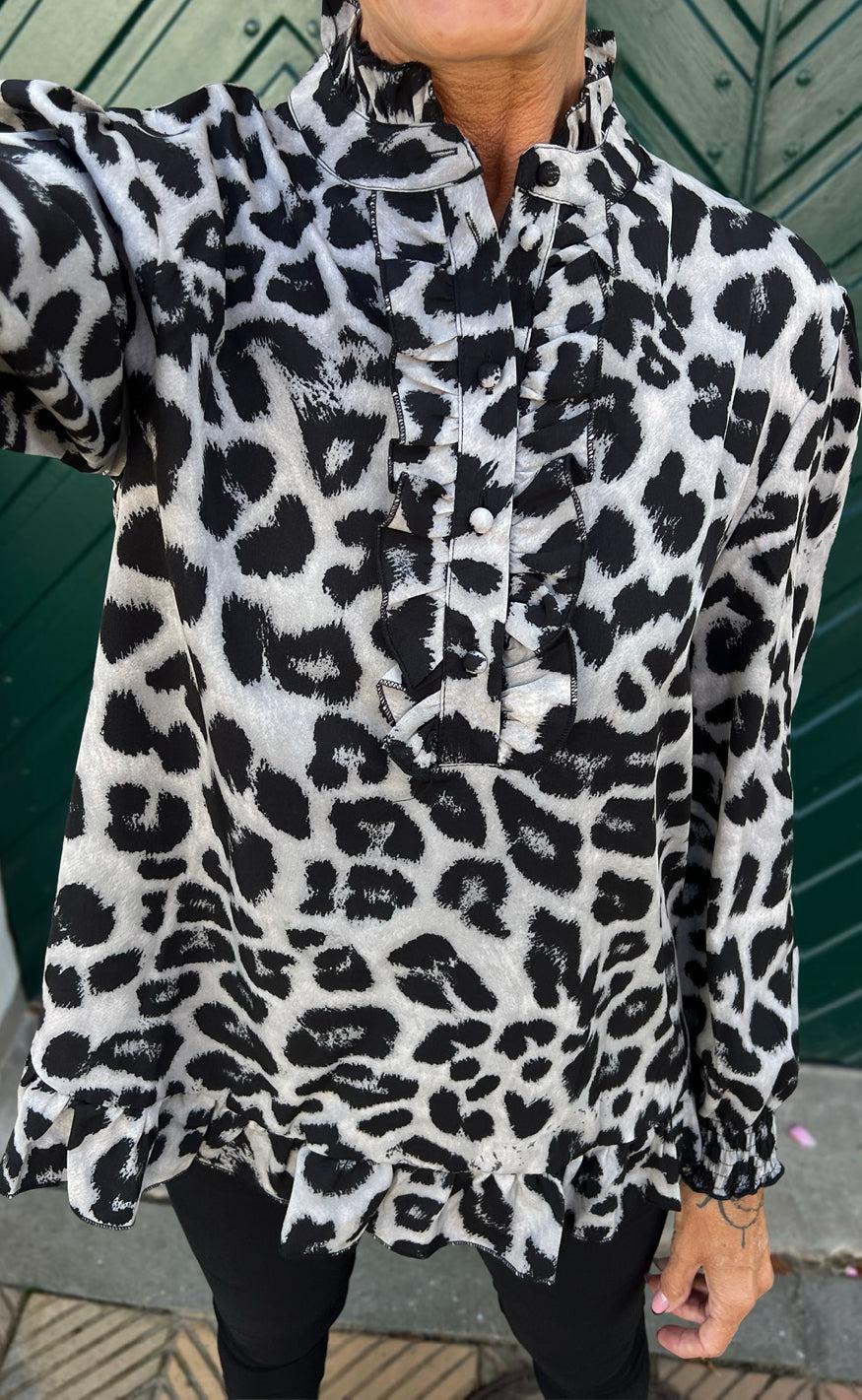 Say INA Copenhagen Bluse - Pia - Grey Leopard