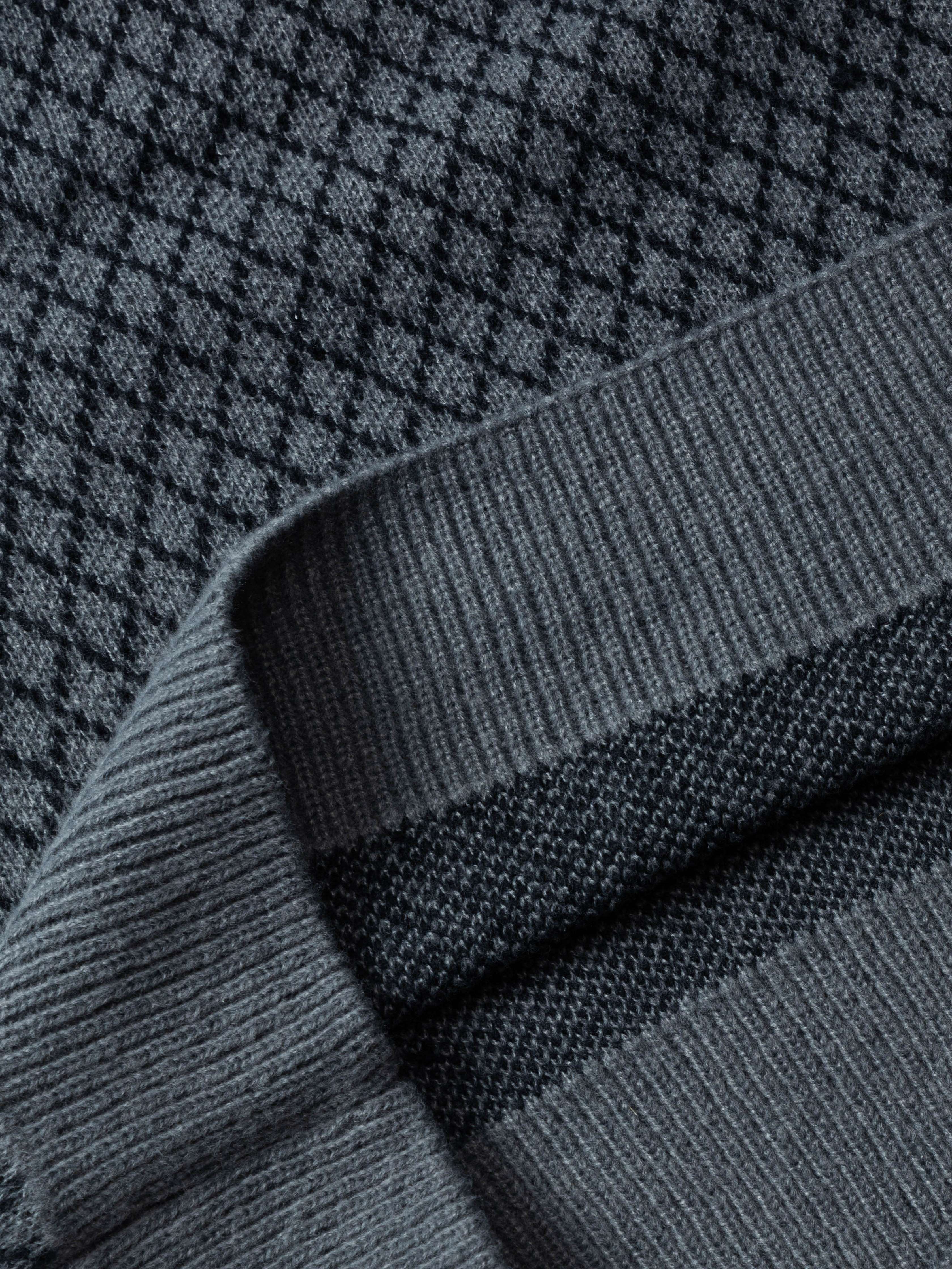 Strikket sweater med diamantmønster på udsalg
