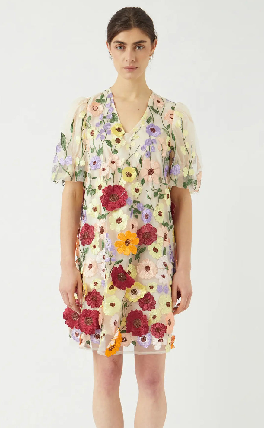 YAS Kjole - Flowering - Whisper White
