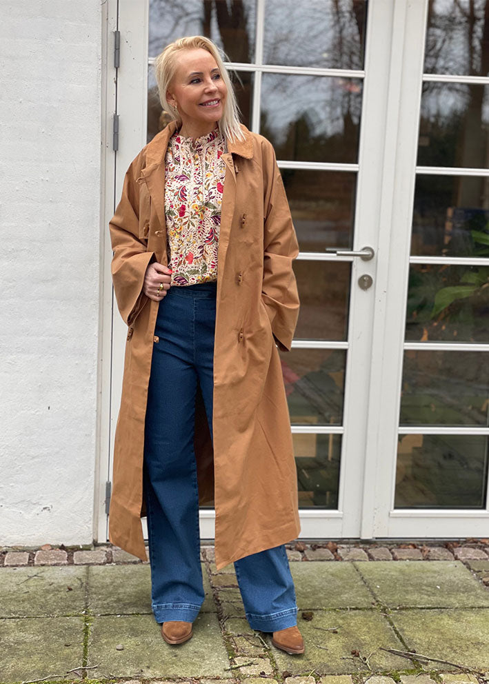 Atelier Rêve Fika Jakke - Tobacco Brown