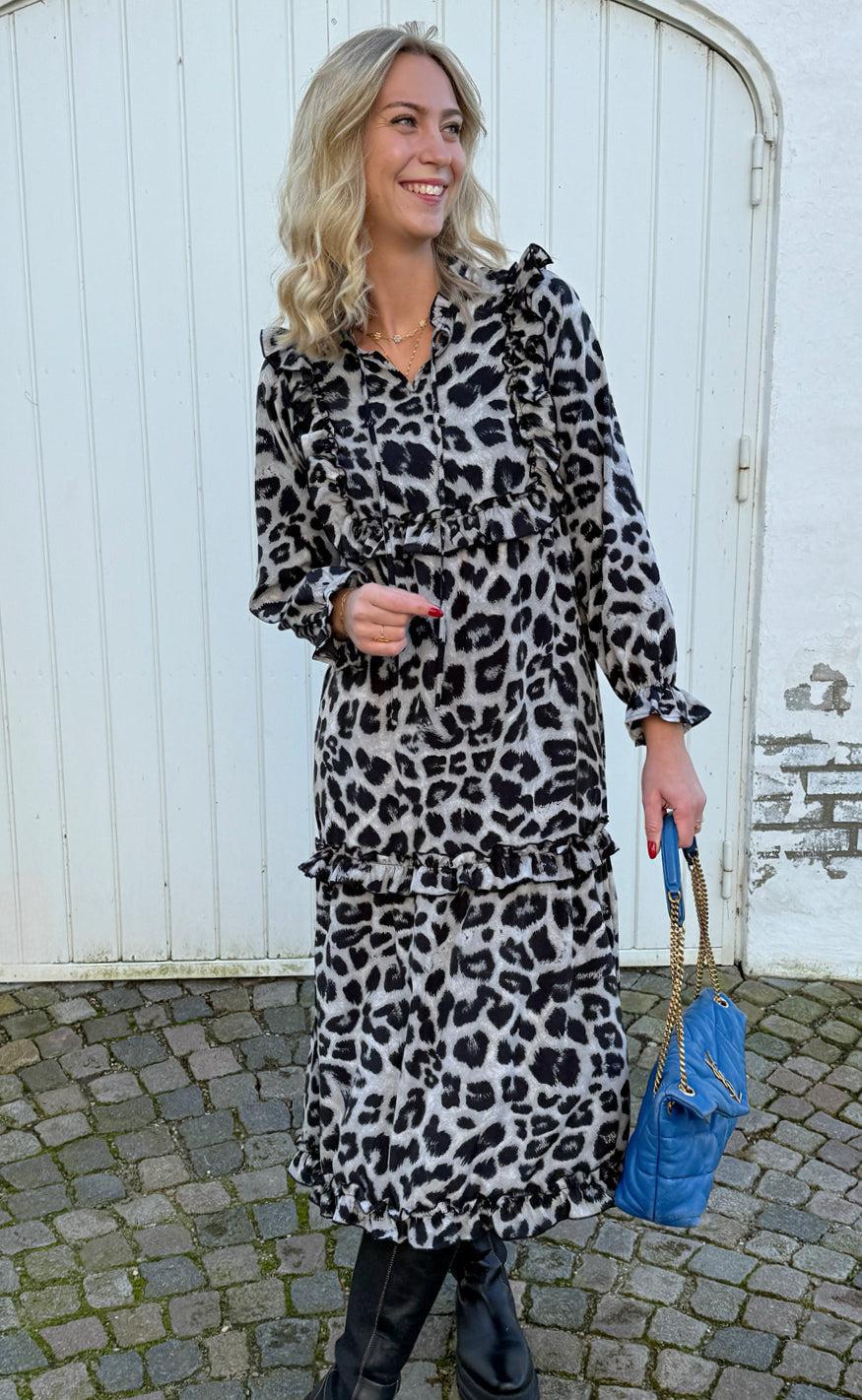 Say INA Copenhagen Kjole - Elina - Grey Leopard