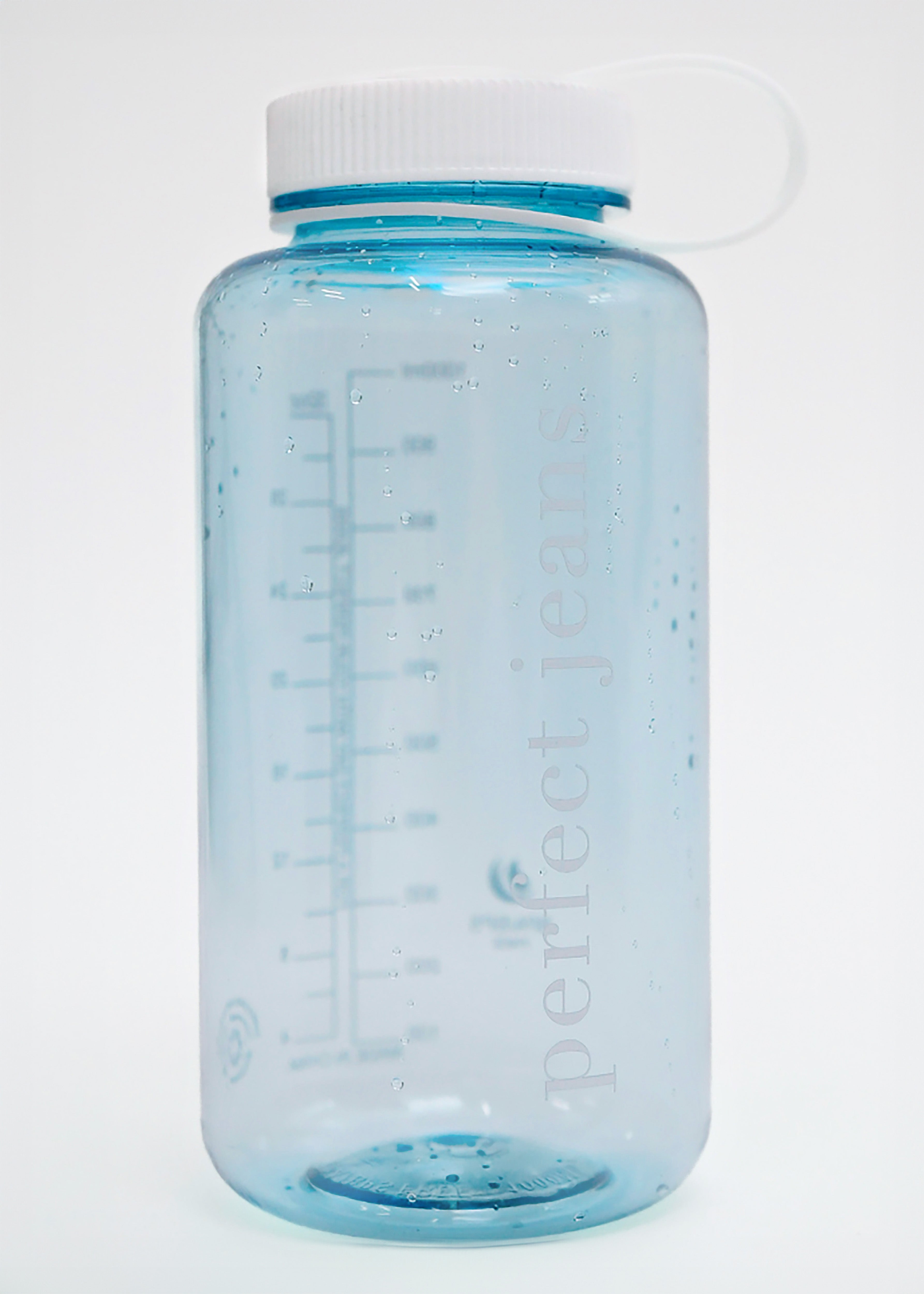 Perfect Water Bottle - Arctic Marguerites™