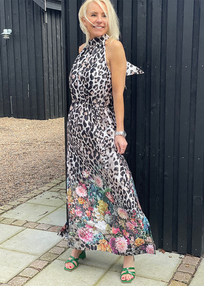 Karmamia Layla Kjole - Light Leo Flower Online nu