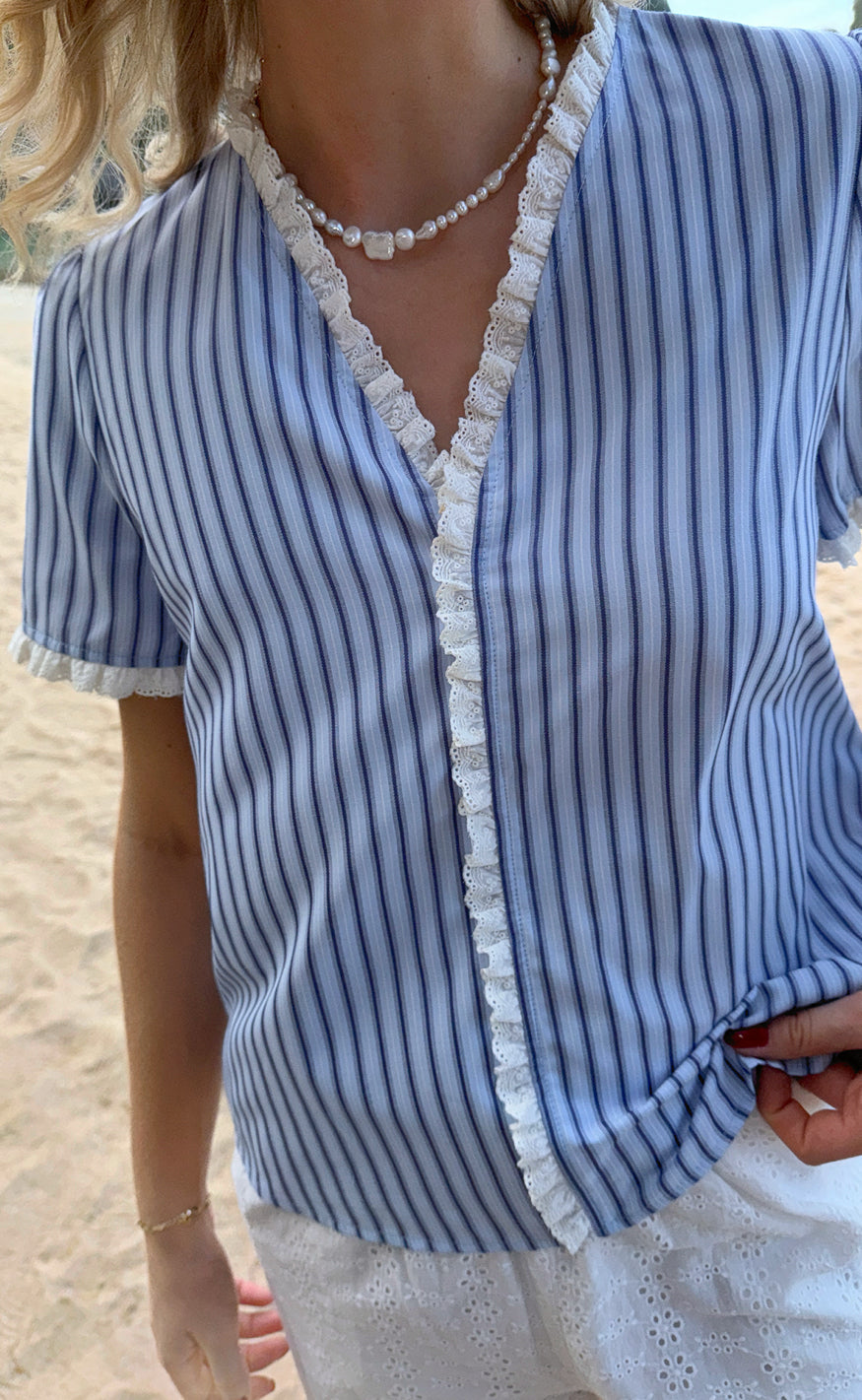 Say INA Copenhagen Top - Catja - Blue Striped W. Lace