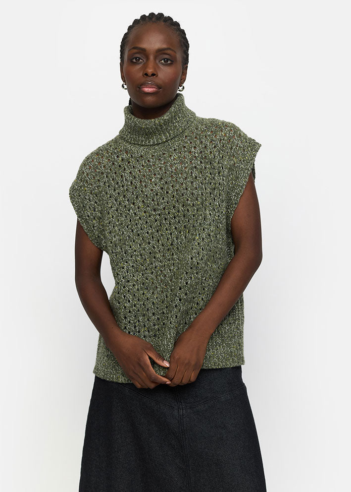 Soft Rebels Sila Highneck Vest Knit SR524-212 Tea Leaf