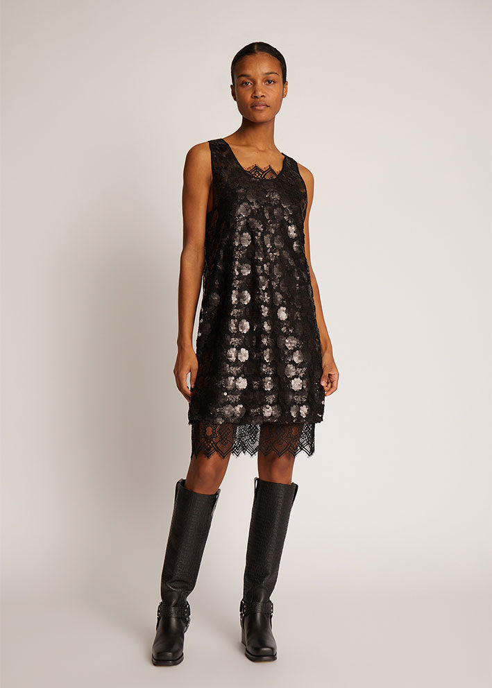 Munthe Tuffy Kjole - Black