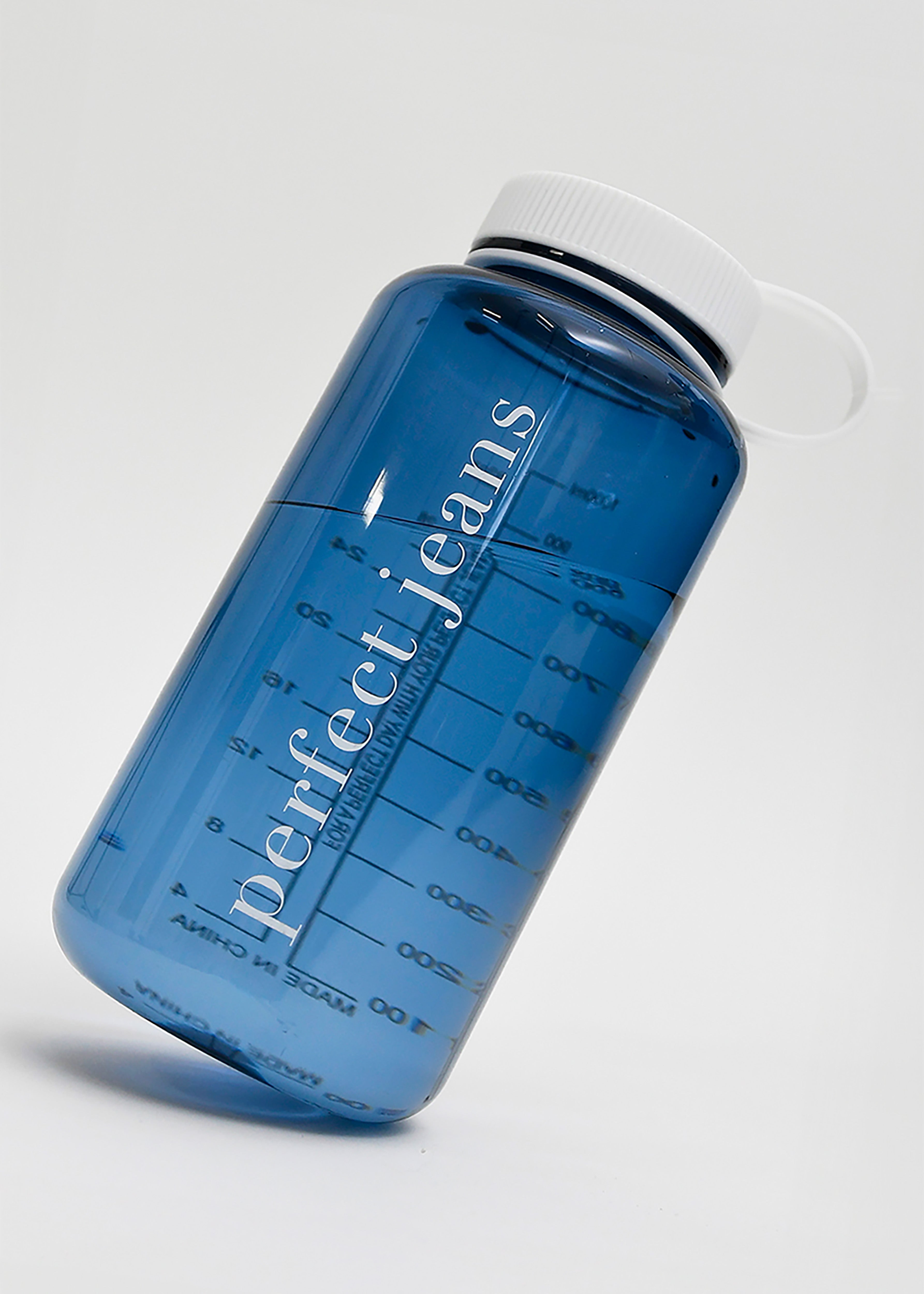 Perfect Water Bottle - Midnight Marguerites™ Mode