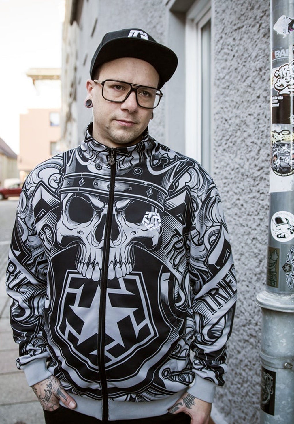 Tribal Gear Sweyda Crown Track Top