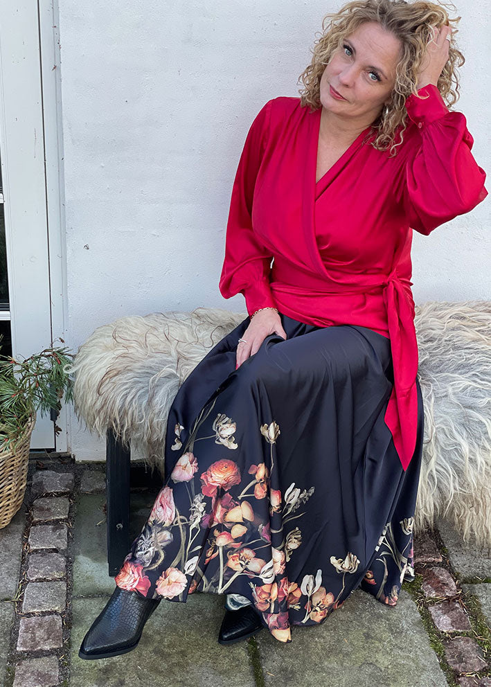 Karmamia Ines Blouse - Slå-om-bluse - Deep Red