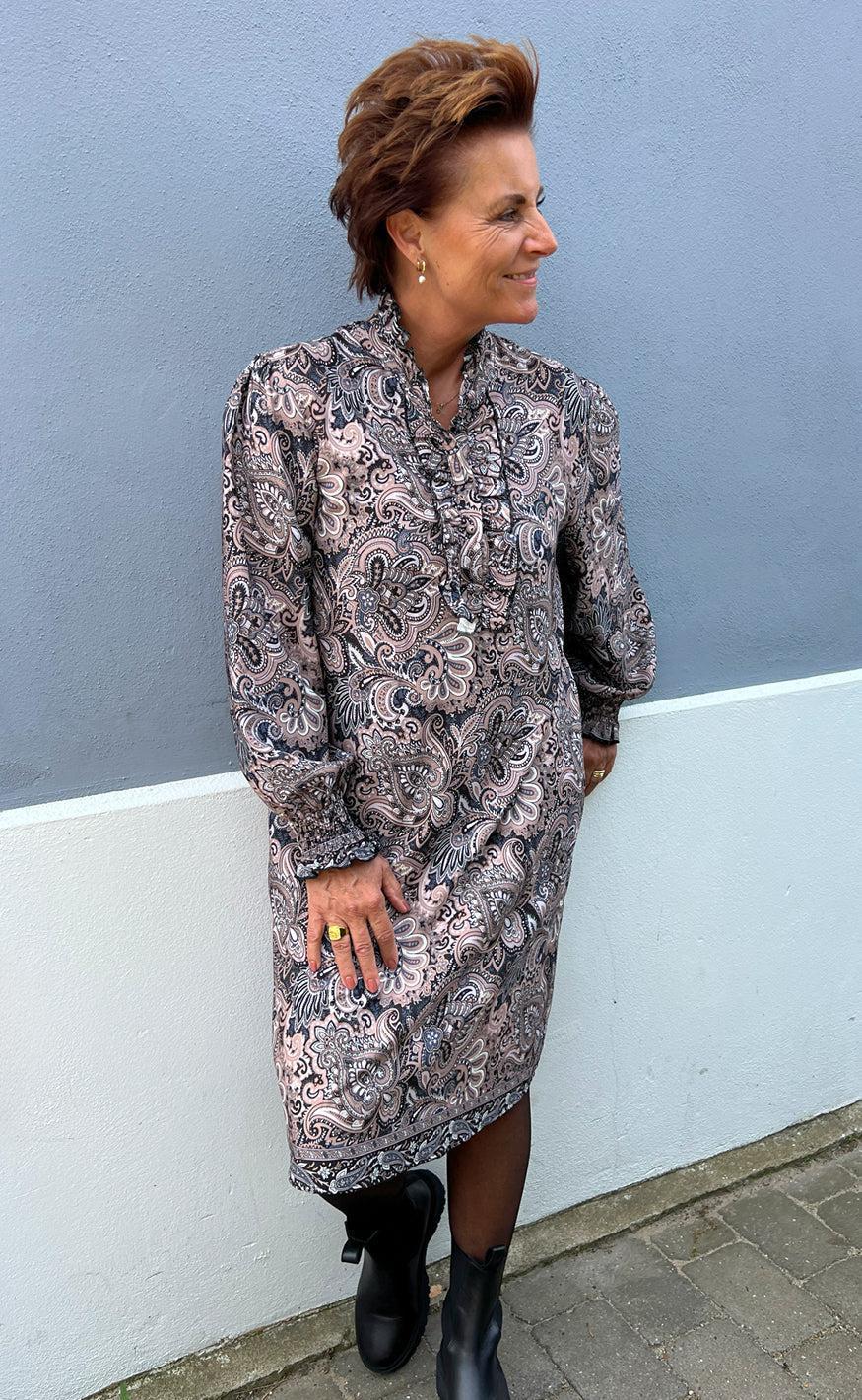 Say INA Copenhagen Kjole - Paulina - Mixed Paisley Online Hot Salg