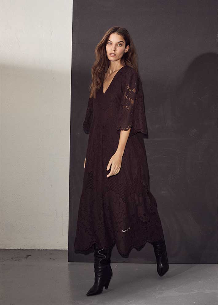 Haute L'amitié Curvey Lace Hem Dress - Mocca