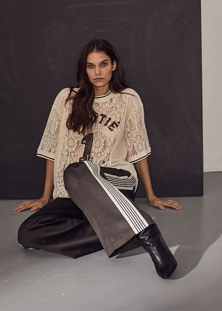 Haute L'amitié Lace Football T-shirt - Pearl